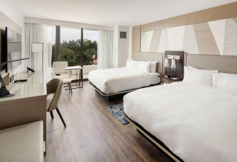 غرفة كلوب سرير كينج, Palm Beach Gardens Marriott