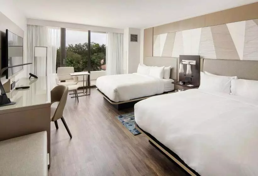 キングサイズベッドのクラブルーム, Palm Beach Gardens Marriott