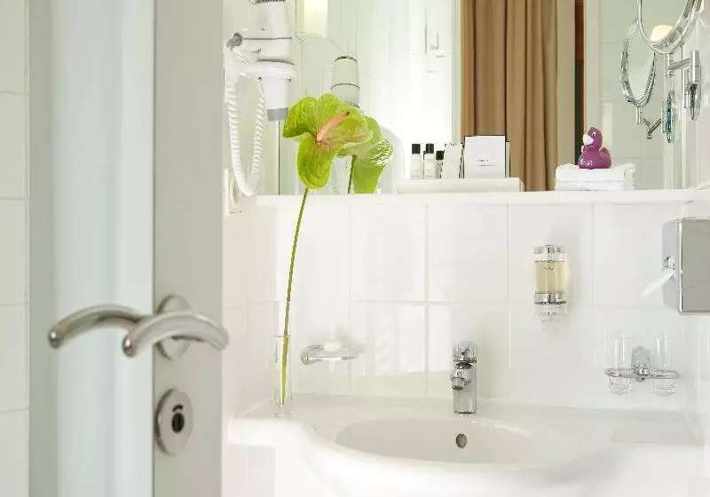 اتاق استاندارد, Quality Inn