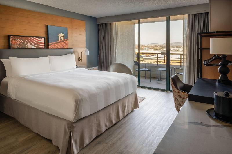 带大床的行政房间, San Diego Marriott Mission Valley