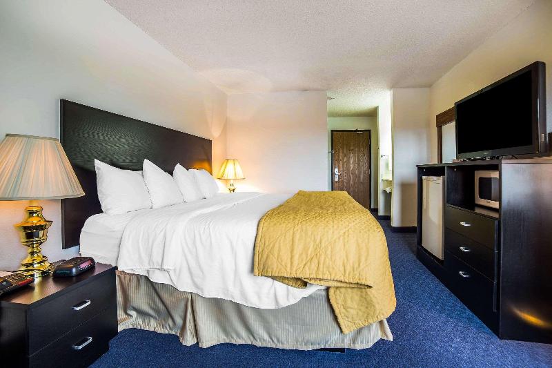 수피리어 룸, The Wallace