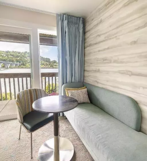 Deluxe-huone King-vuode, Jot's Resort