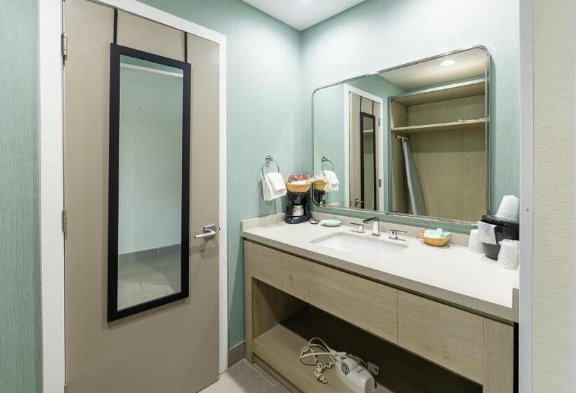 豪华房间, Jot's Resort