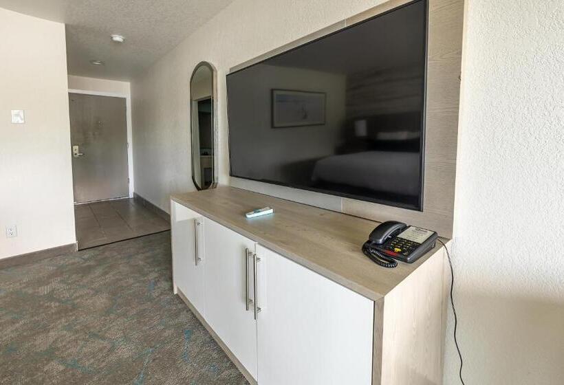 带大床的豪华间, Jot's Resort