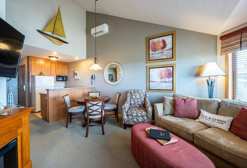 غرفة قياسية متصلة, Landmark Resort