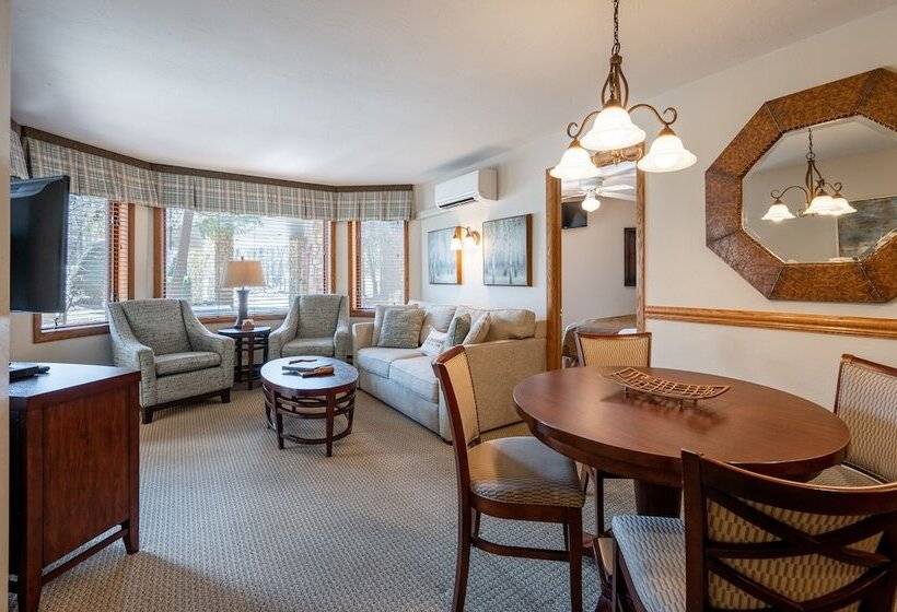 غرفة قياسية متصلة, Landmark Resort