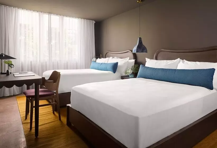 سوییت, Mayfair House Hotel & Garden