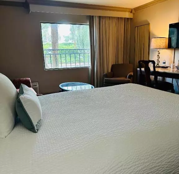 スーペリアールーム, Mission Resort And Club