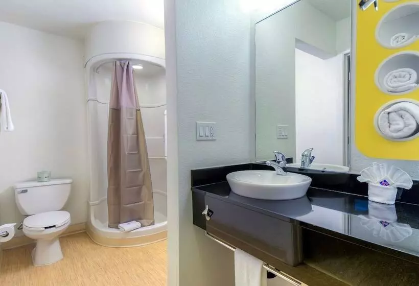 اتاق استاندارد با 2 تخت دوبل, Motel 6 Las Vegas, Nv Tropicana