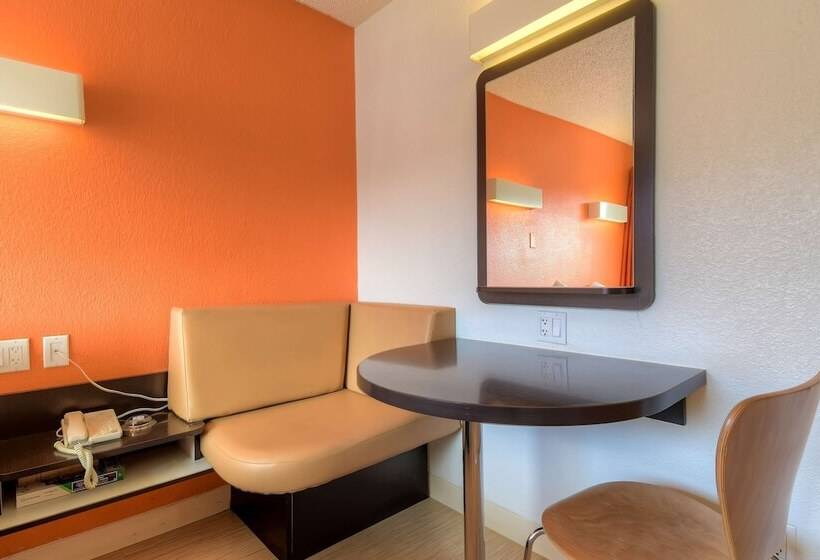 Номер Стандарт 2 Двуспальные Кровати, Motel 6 Las Vegas, Nv   Tropicana