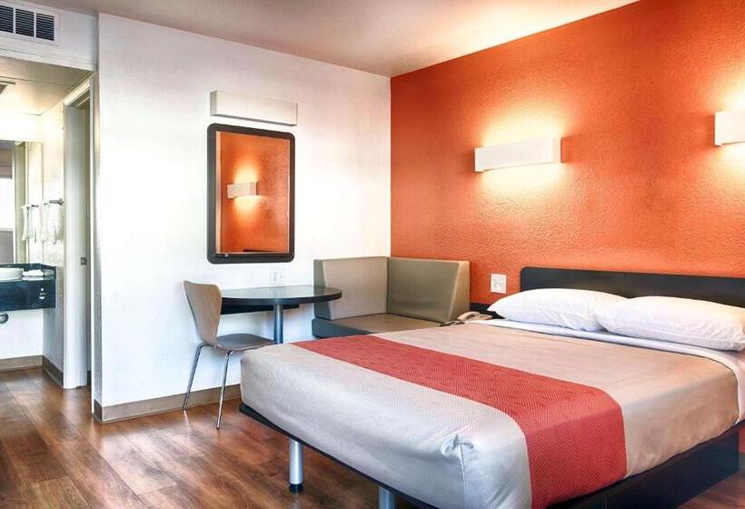 اتاق استاندارد چهار تخته, Motel 6 Mammoth Lakes, Ca