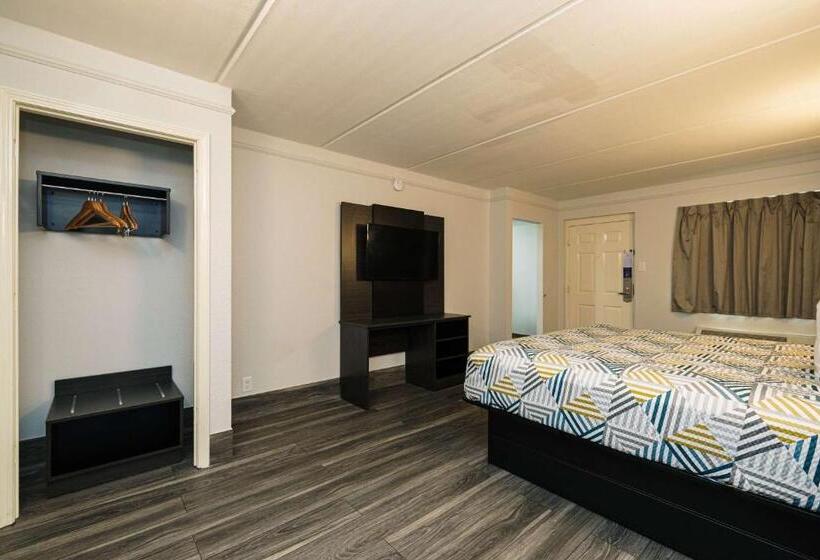 장애인을 위한 킹사이즈 침대 스탠다드 룸, Motel 6 baytown, Tx  Garth Rd