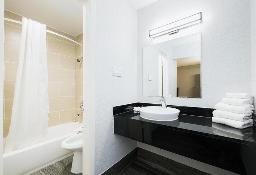 스탠다드 룸 킹사이즈 침대, Motel 6 baytown, Tx  Garth Rd