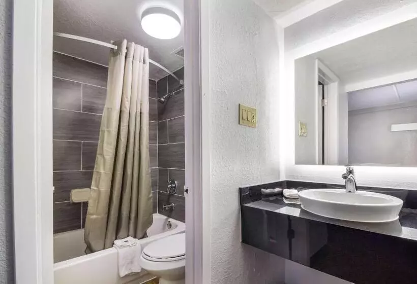 Standard-huone King-vuode, Motel 6 baytown, Tx  Garth Rd