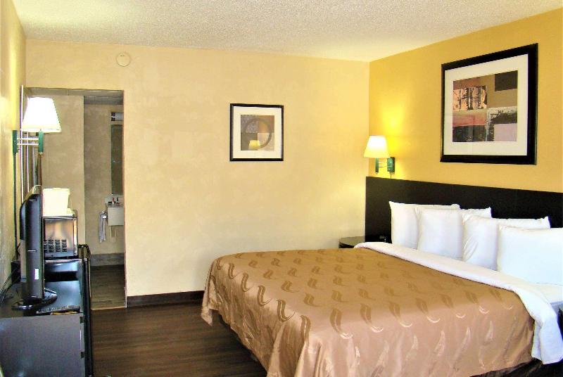 Стандартный Номер Кровать Кинг, Baymont By Wyndham Front Royal Near Shenandoah National Park