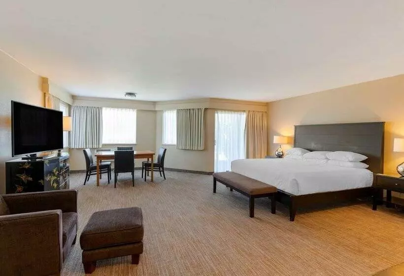 クイーンサイズベッドのスイートルーム, Best Western Plus Hood River Inn