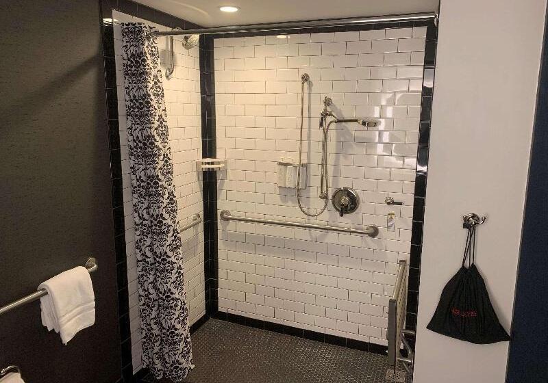 장애인을 위한 스위트, Best Western Plus Hood River Inn