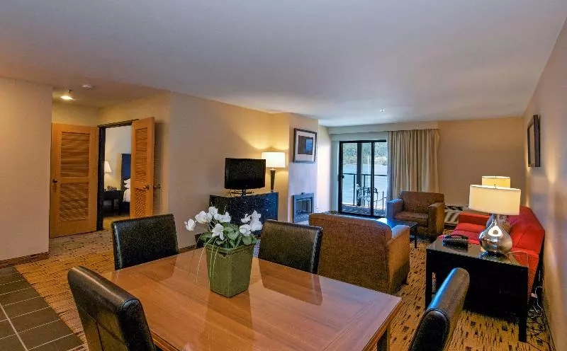 キングサイズベッドのスイートルーム, Best Western Plus Hood River Inn