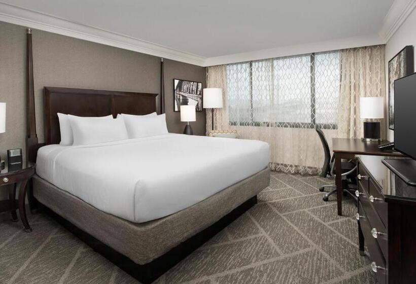 اتاق استاندارد با تخت بزرگ, Crowne Plaza Hotel Portland Downtown Convention Center, An Ihg