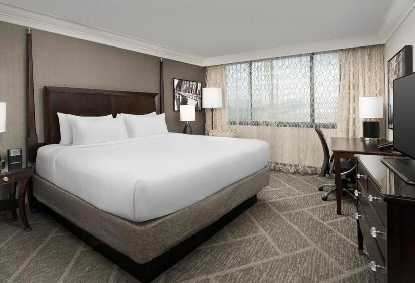 اتاق استاندارد با تخت بزرگ, Crowne Plaza Hotel Portland Downtown Convention Center, An Ihg