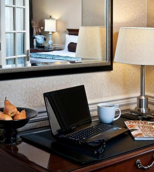 سوییت اجرایی, Crowne Plaza Hotel Portland Downtown Convention Center, An Ihg