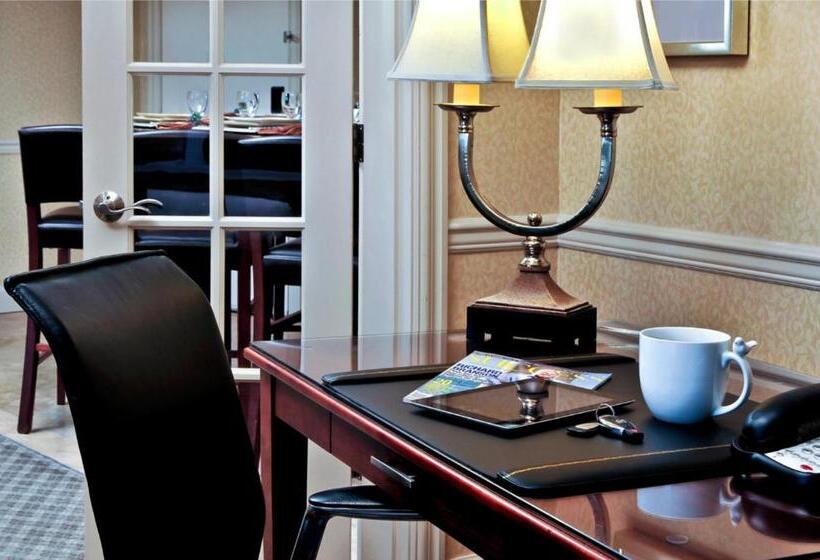 سوییت اجرایی, Crowne Plaza Hotel Portland Downtown Convention Center, An Ihg