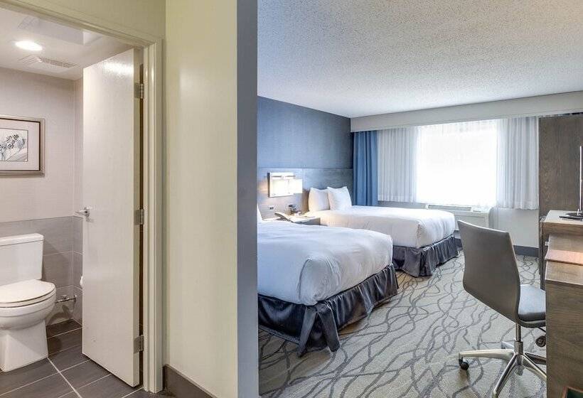 Номер Стандарт 2 Двуспальные Кровати, Doubletree By Hilton Hotel Racine Harbourwalk
