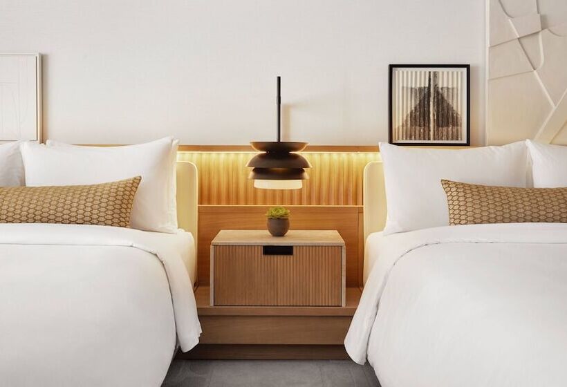 Standaardkamer met 2 Tweepersoonsbedden, The Jay, Autograph Collection