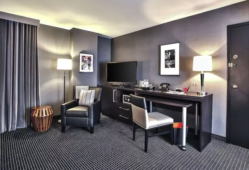 Deluxe-huone, Lord Baltimore