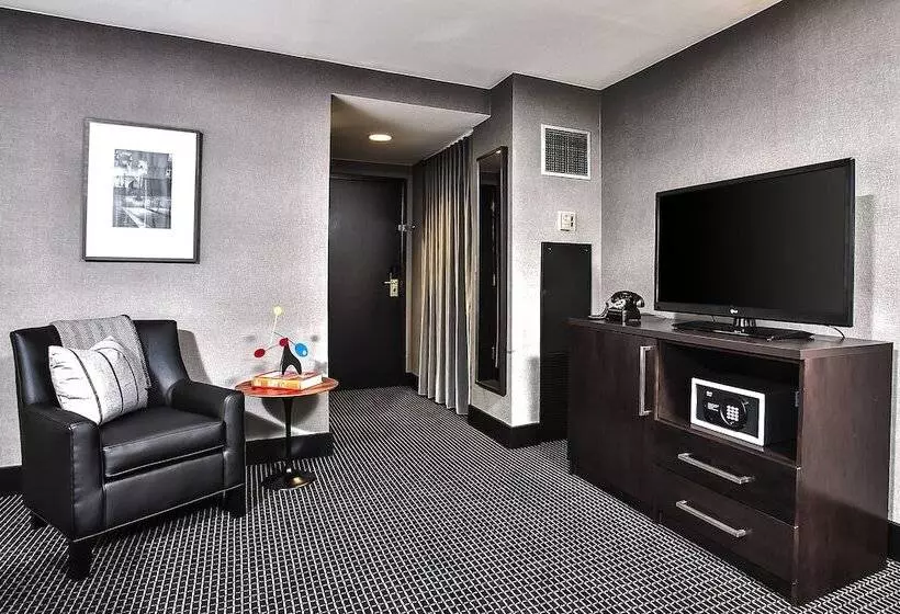 Deluxe-huone, Lord Baltimore