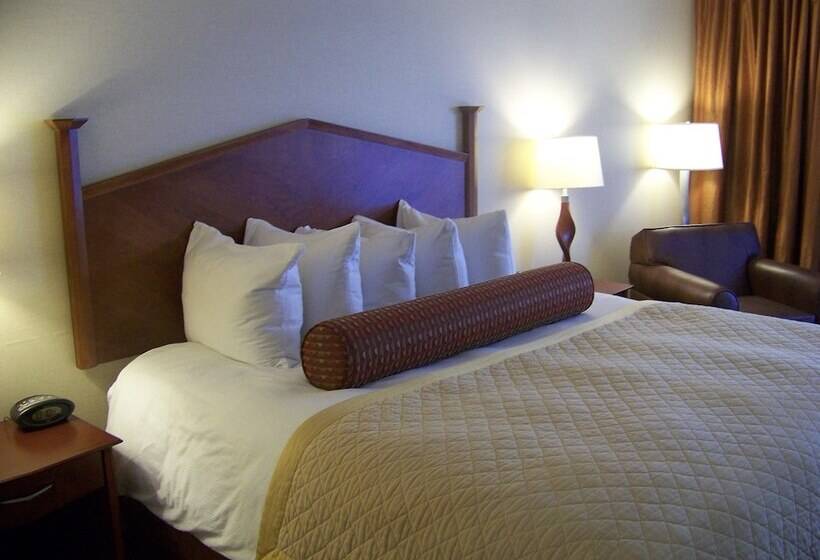 Номер Executive, Norfolk Country Inn And Suites