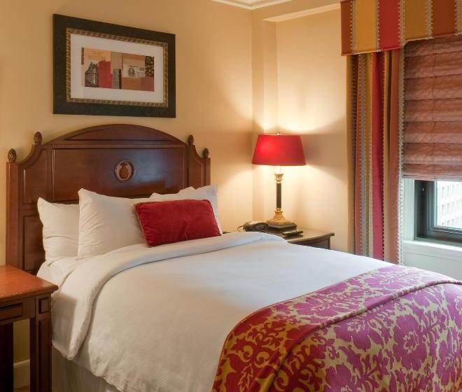 클래식 룸 더블 침대, Boston Omni Parker House