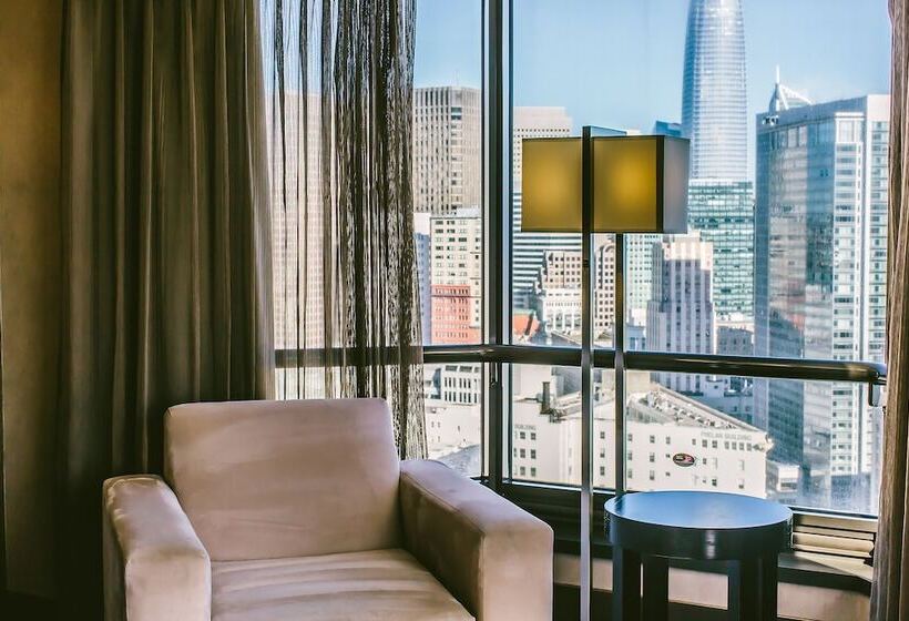 جناح جونيور ديلوكس ذو إطلالة, Parc 55 San Franciscoa Hilton