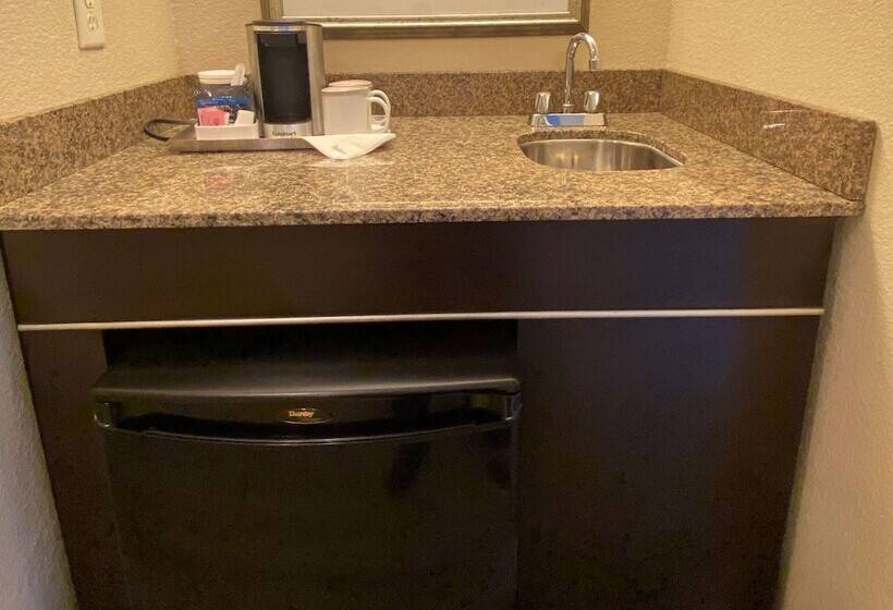 סוויטת פרמיום, Radisson Suite Hotel Oceanfront