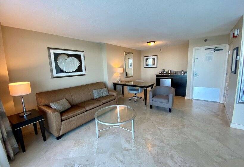 סטודיו פרמיום, Radisson Suite Hotel Oceanfront