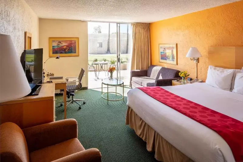 Sviitti King-vuode, Ramada By Wyndham Tucson