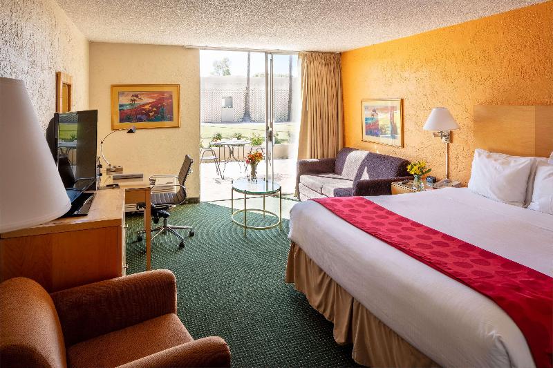 디럭스 룸, Ramada By Wyndham Tucson
