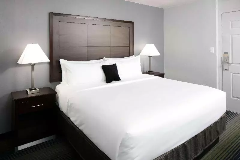 Standard-huone King-vuode, Red Lion Inn & Suites Tucson Downtown