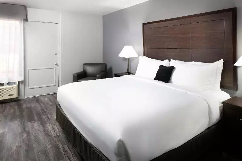 Standard-huone King-vuode, Red Lion Inn & Suites Tucson Downtown