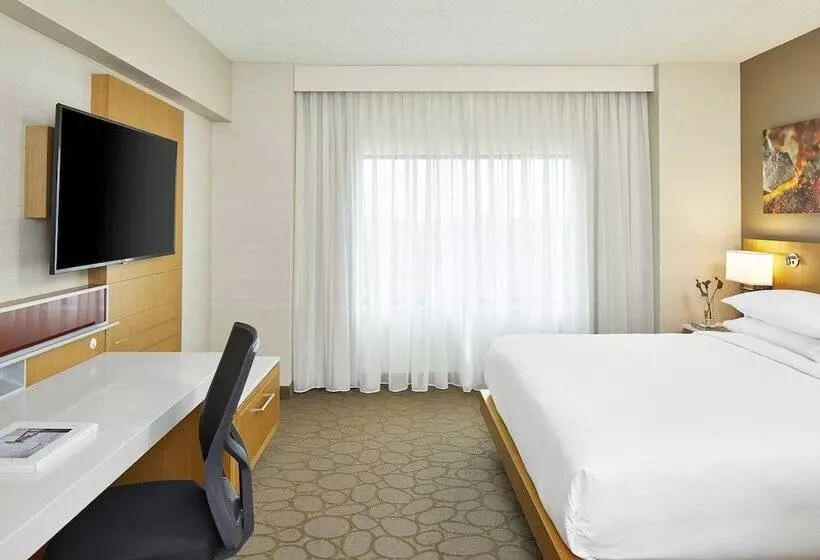 スイート, Renaissance Chicago Glenview Suites