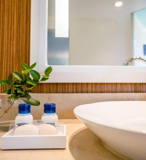 带大床的豪华间, Riviera Resort Palm Springs