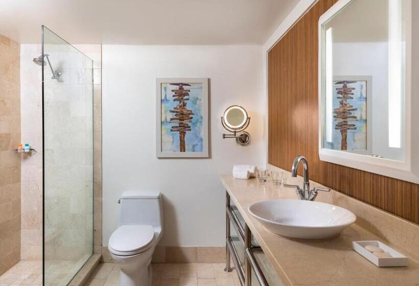 带大床的豪华间, Riviera Resort Palm Springs