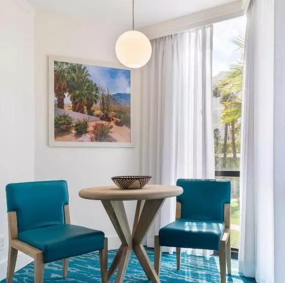 キングサイドベッドのスタンダードワンルーム, Riviera Resort Palm Springs