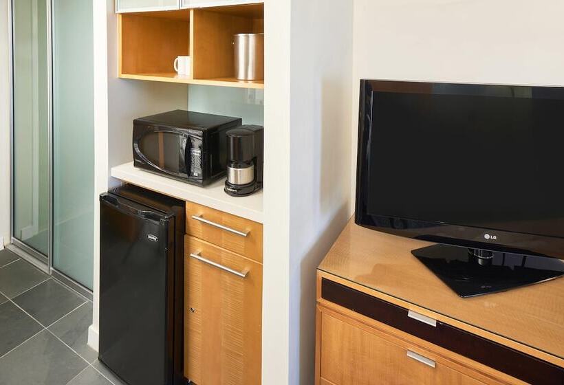 带海景的标准房, Ala Moana Hotel By Mantra