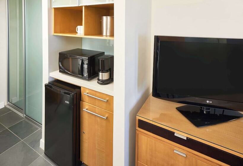 带海景的标准房, Ala Moana Hotel By Mantra