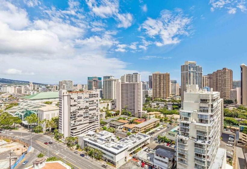 Студия Стандарт Вид на Море, Ala Moana Hotel By Mantra