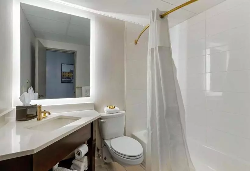 クイーンサイズベッドのスイートルーム, Best Western Plus The Charles