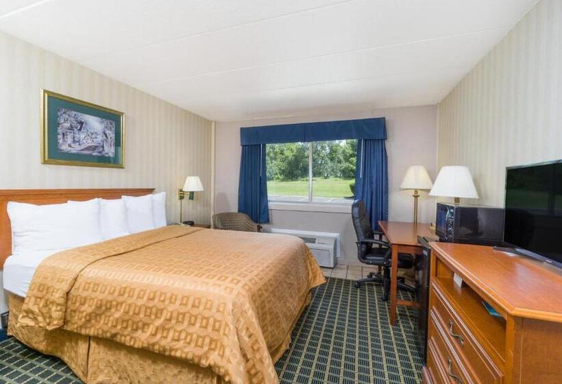 Номер Стандарт Адаптированный для Инвалидов, Days Inn By Wyndham Columbus East Airport