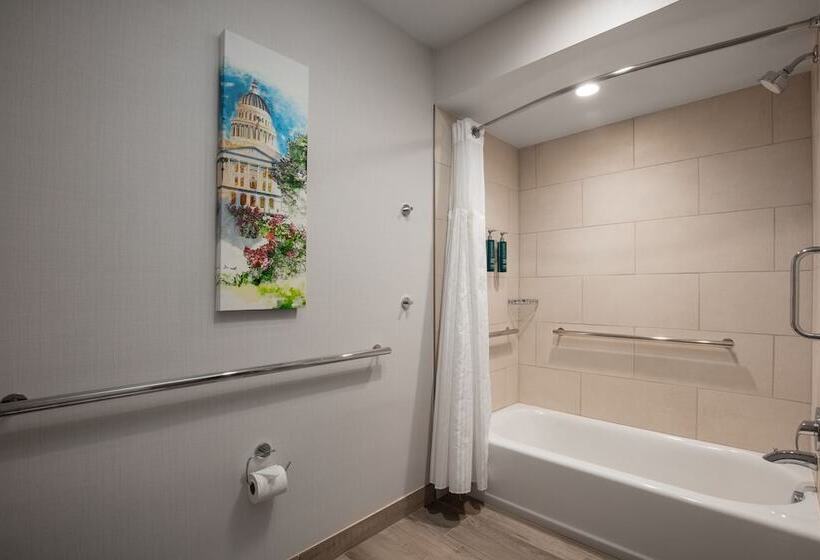 Номер Стандарт Адаптированный для Инвалидов, Doubletree By Hilton Sacramento