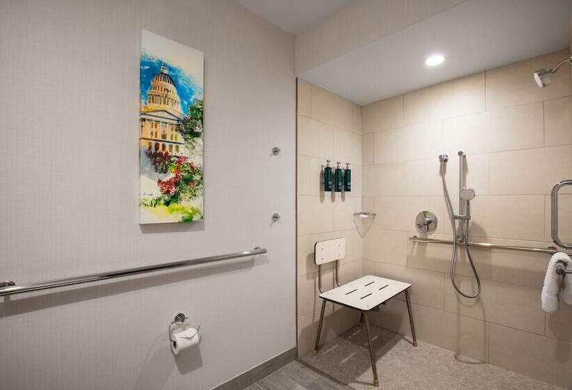 Номер Стандарт Адаптированный для Инвалидов, Doubletree By Hilton Sacramento